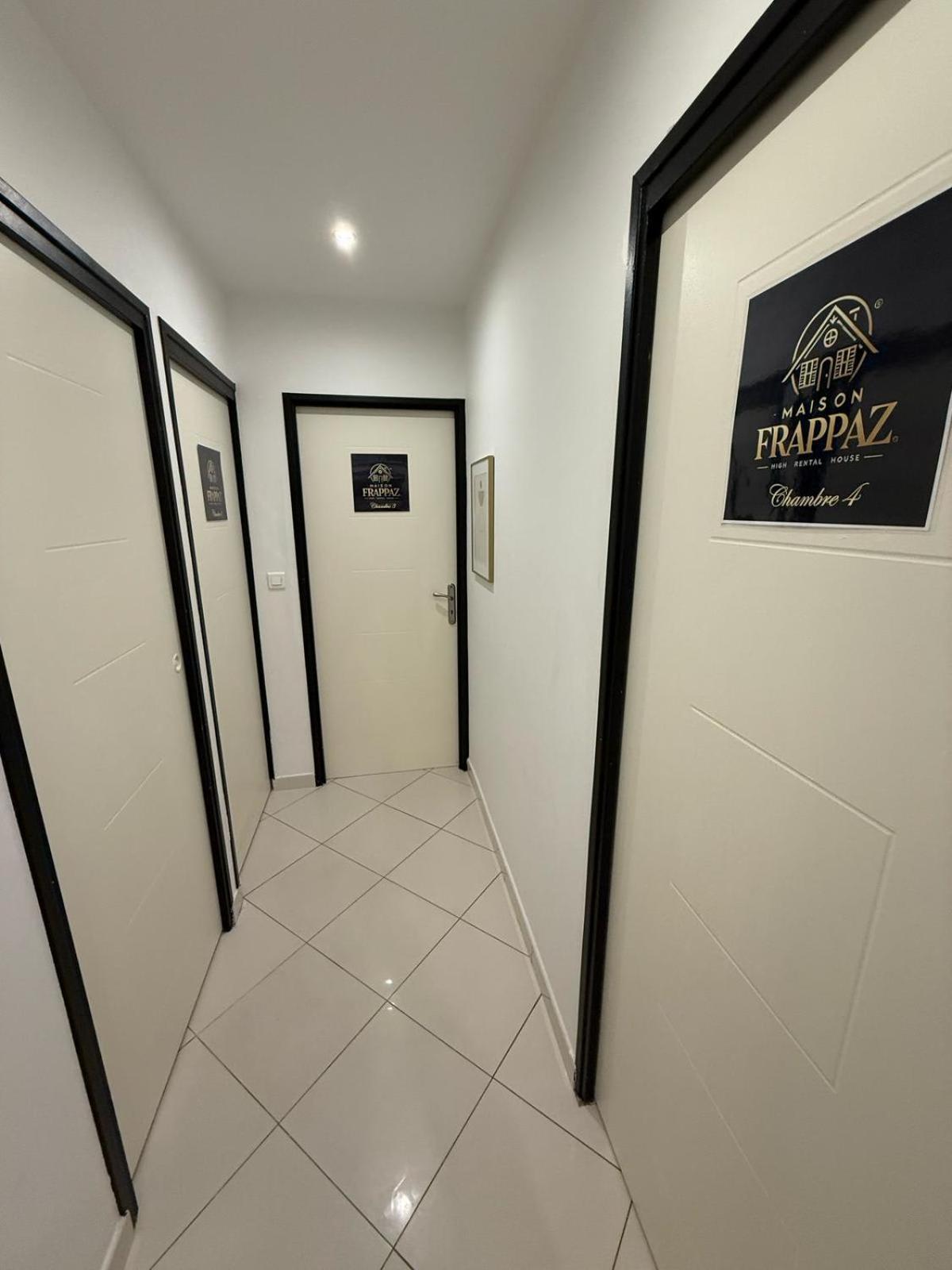 Maison Frappaz - 4 Bedrooms With Garden Вильорбан Екстериор снимка
